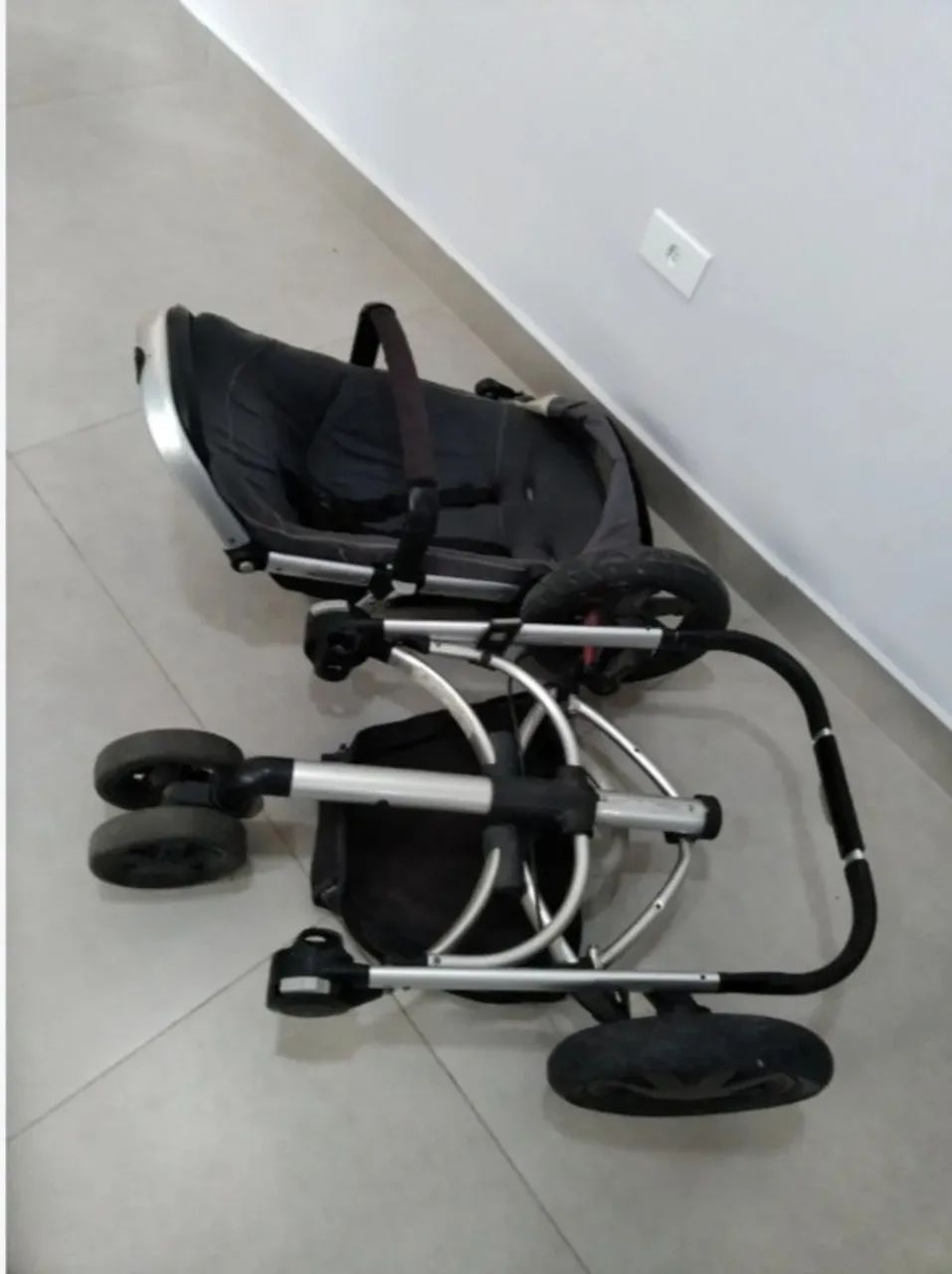 Vendo carrinho de de bebê - Foto 4