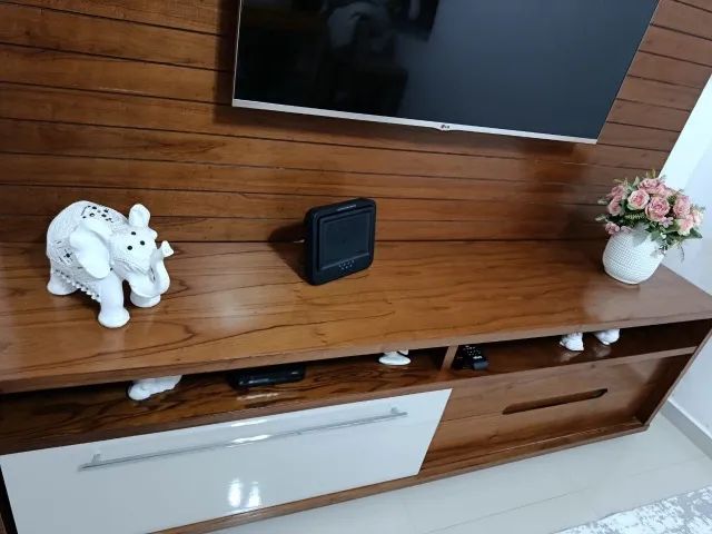 Rack com painel madeira  - Foto 4