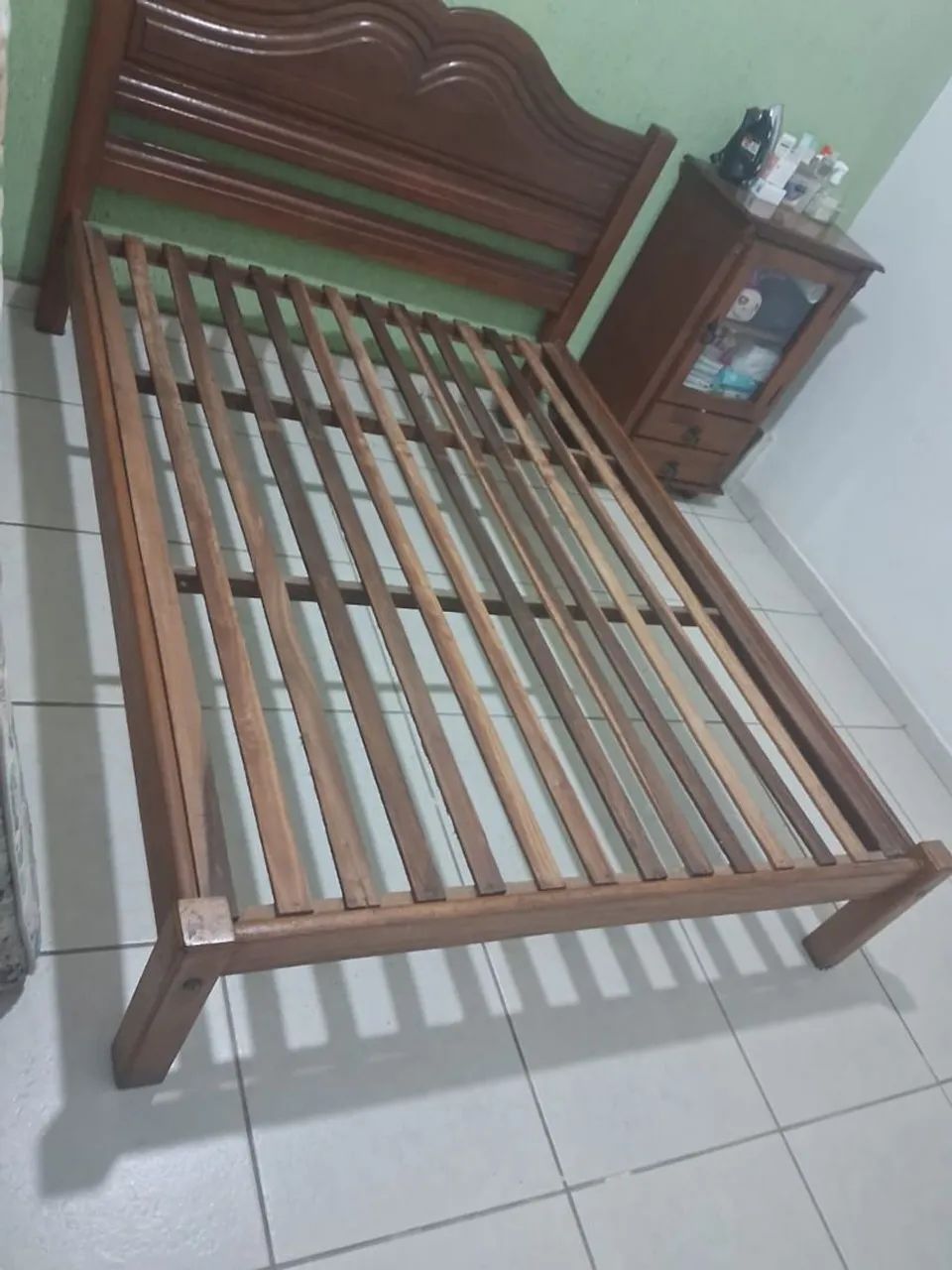 Cama madeira maciça