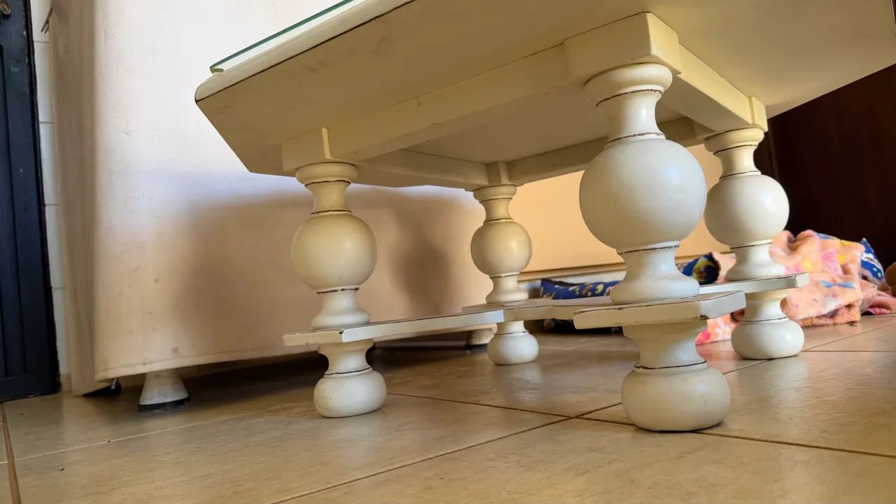 Mesa branca com vidro  - Foto 2
