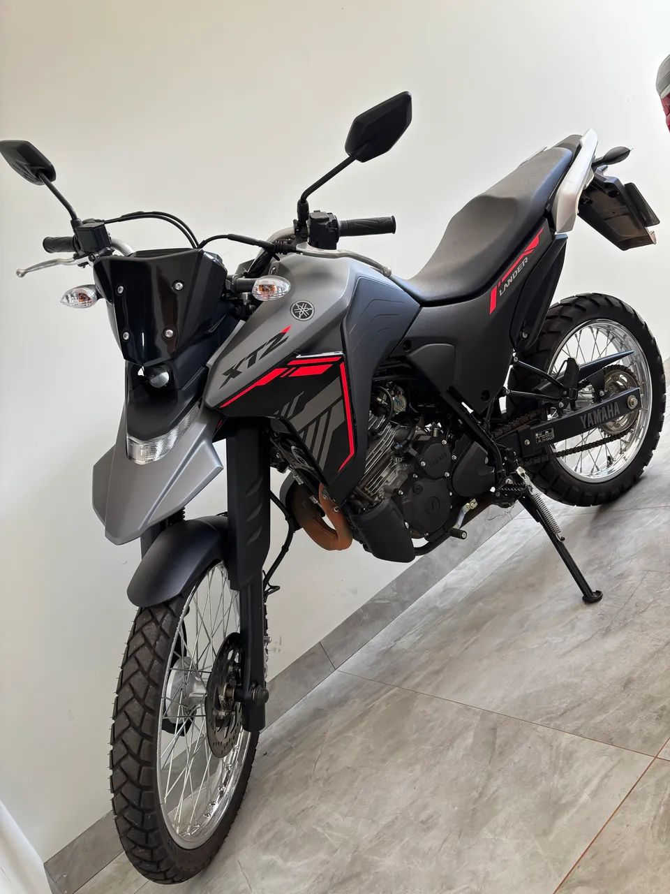 Lander 250 Connect 