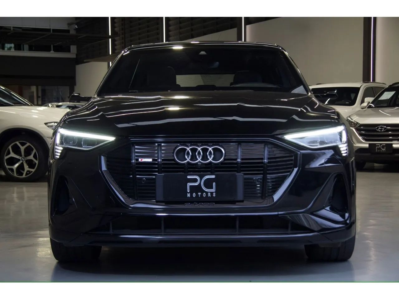 Audi E-Tron Performa. Black Aut. (elétrico) 2020 - Foto 3