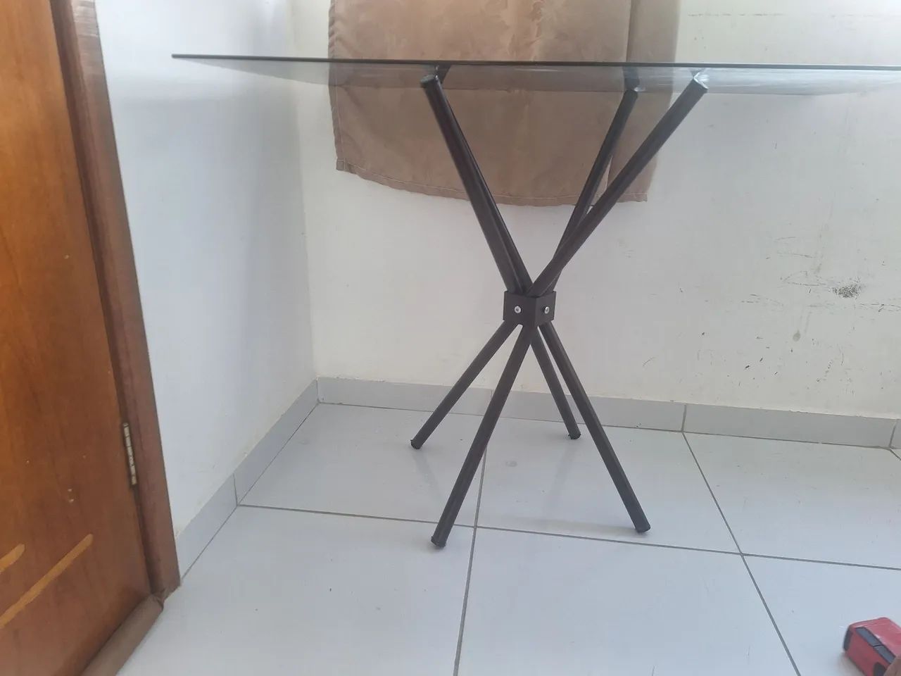 Mesa de vidro tamanho 1m×60cm - Foto 3