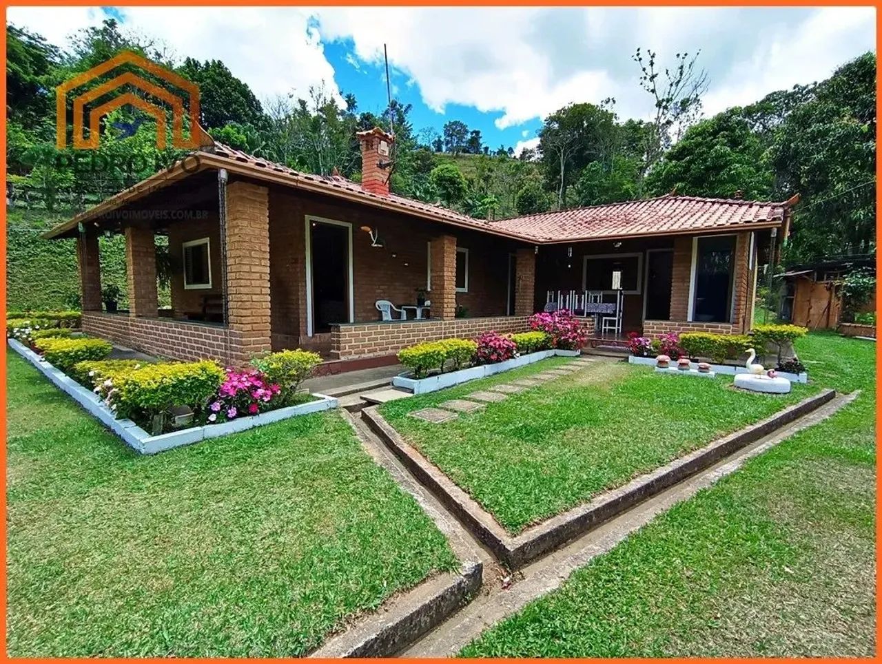 Sítio para Venda em Lima Duarte, Zona Rural, 3 dormitórios, 2 banheiros, 1 vaga