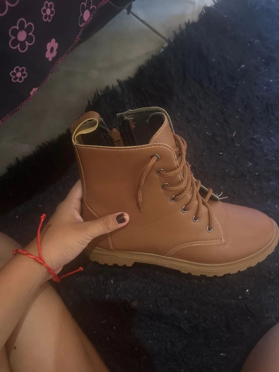 Vende se bota de couro 