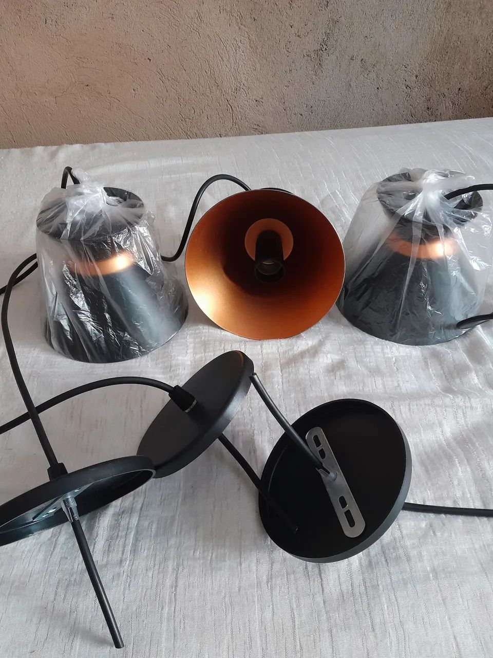 Kit com 3 Luminárias Pendentes Luxo - Foto 2