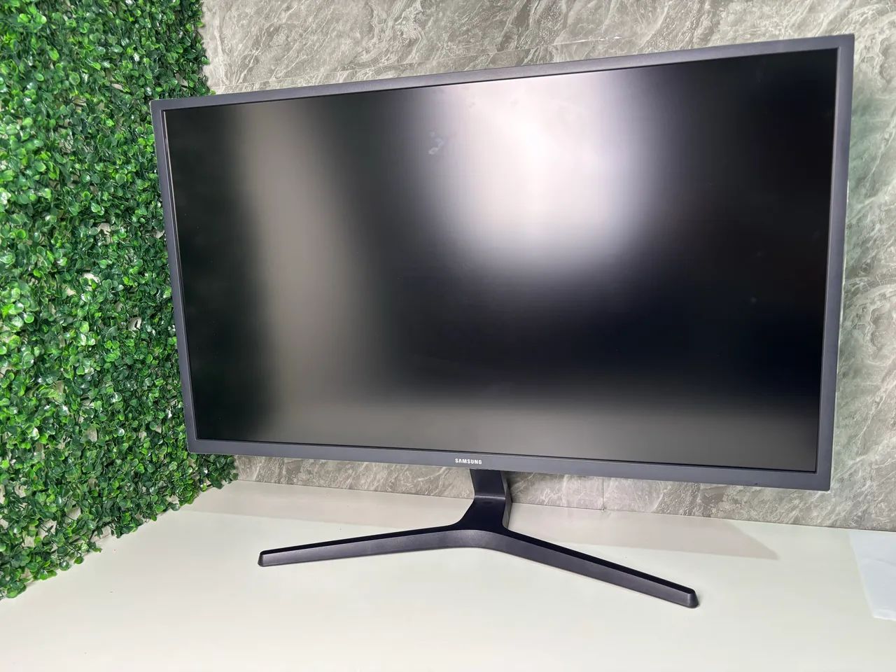 Monitor 32 polegadas Samsung UJ59