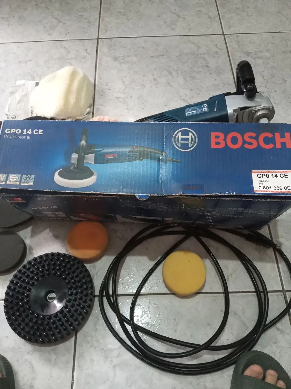 Vendo  politriz  da bosch  semi nova 