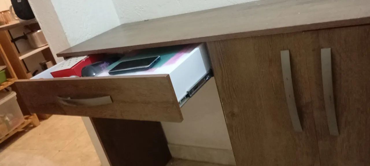 Mesa de estudos  - Foto 5