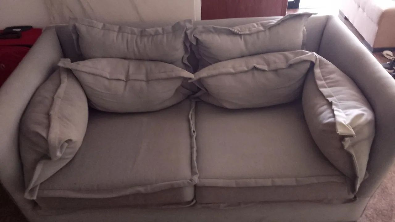 Sofá de 2 lugares. - Foto 2