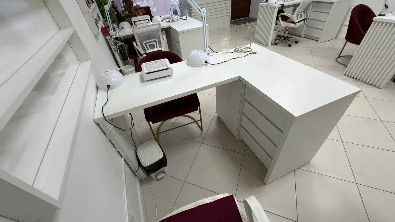Mesa em L (aceito propostas) - Foto 2