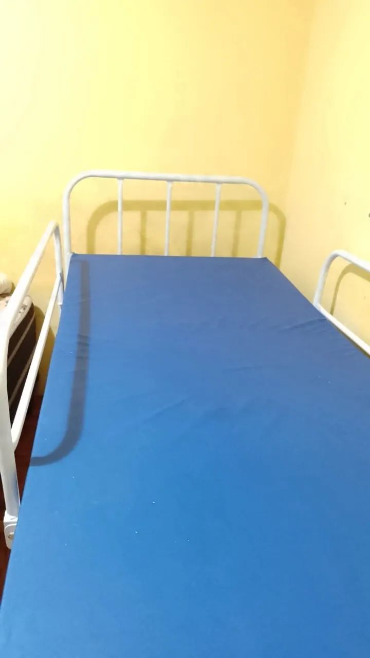 CAMA HOSPITALAR SEMI NOVA