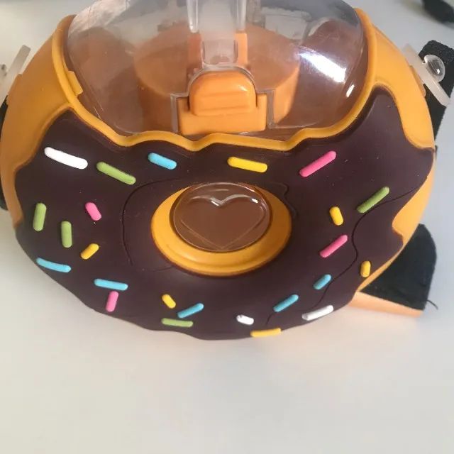 Garrafa Com Formato De Donuts Com Canudo E Alça - Foto 5