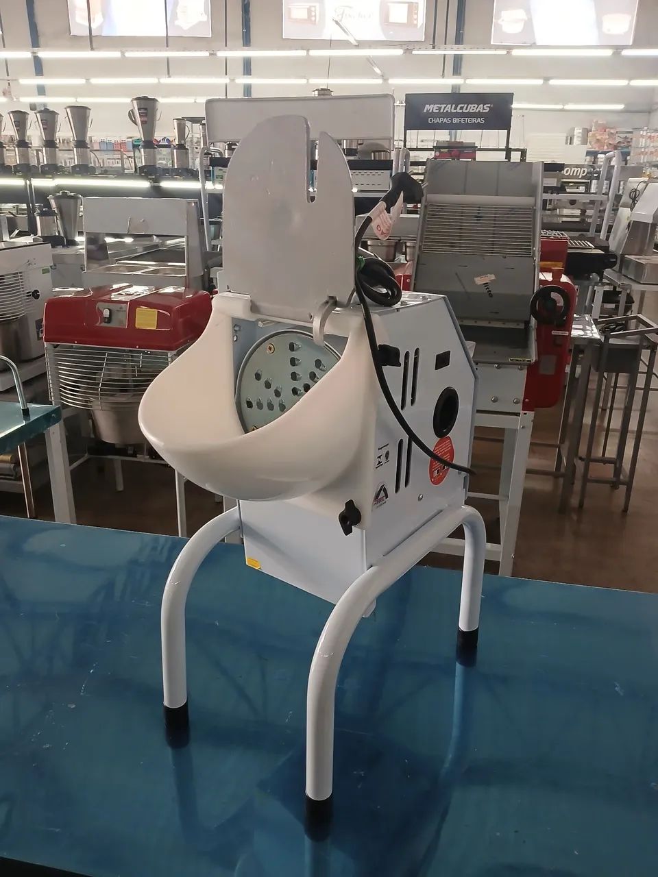 Ralador De Coco e Queijo Elétrico RDL 150 - ARBEL - Foto 4