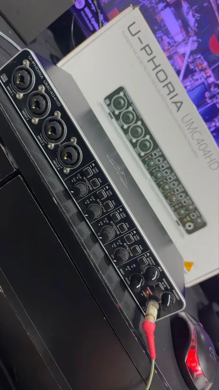 Placa de Áudio UMC404HD Behringer  - Foto 2