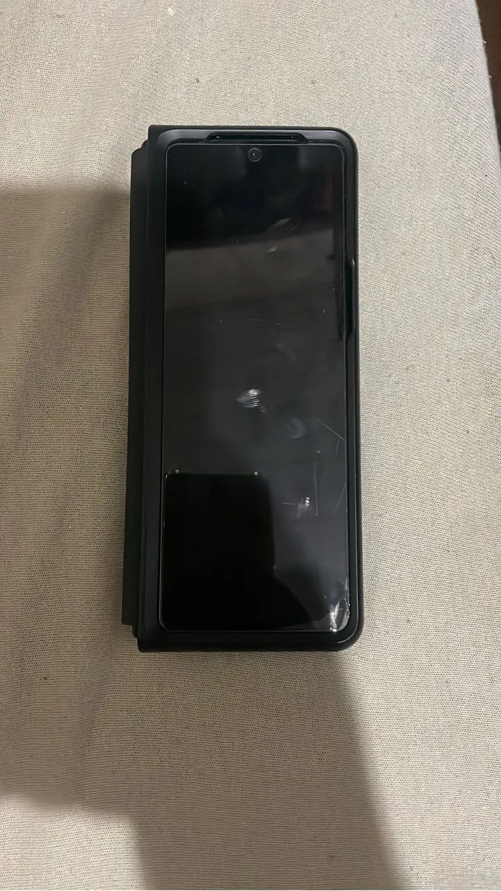 Samsung Galaxy Z Fold 3 - Foto 2