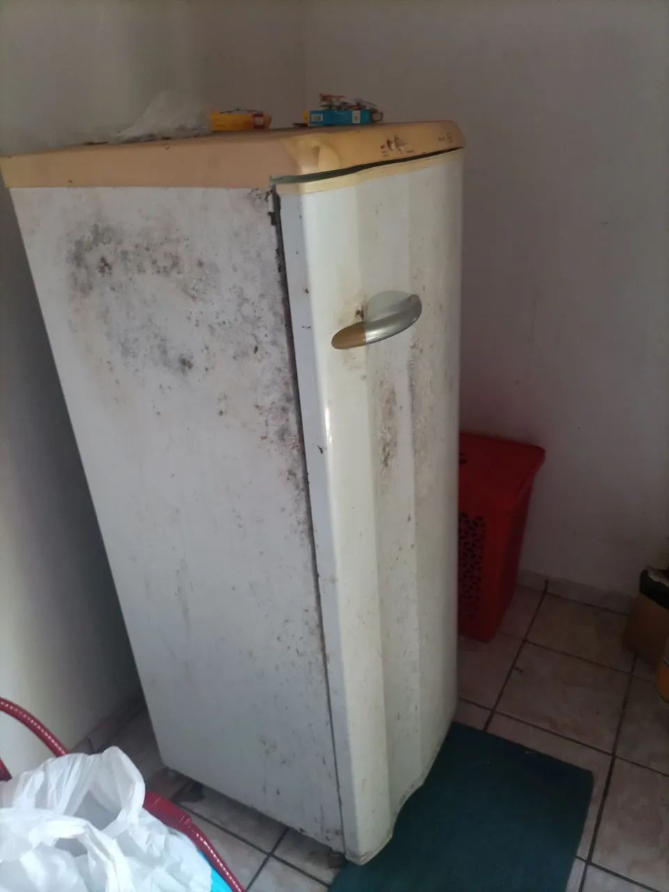 Geladeira quebra galho - Foto 2