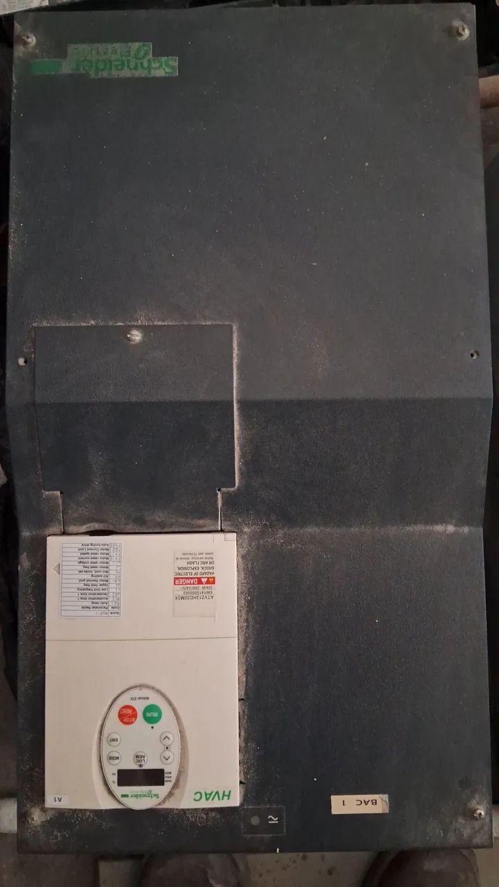 Inversor de frequência Schneider  - Foto 3