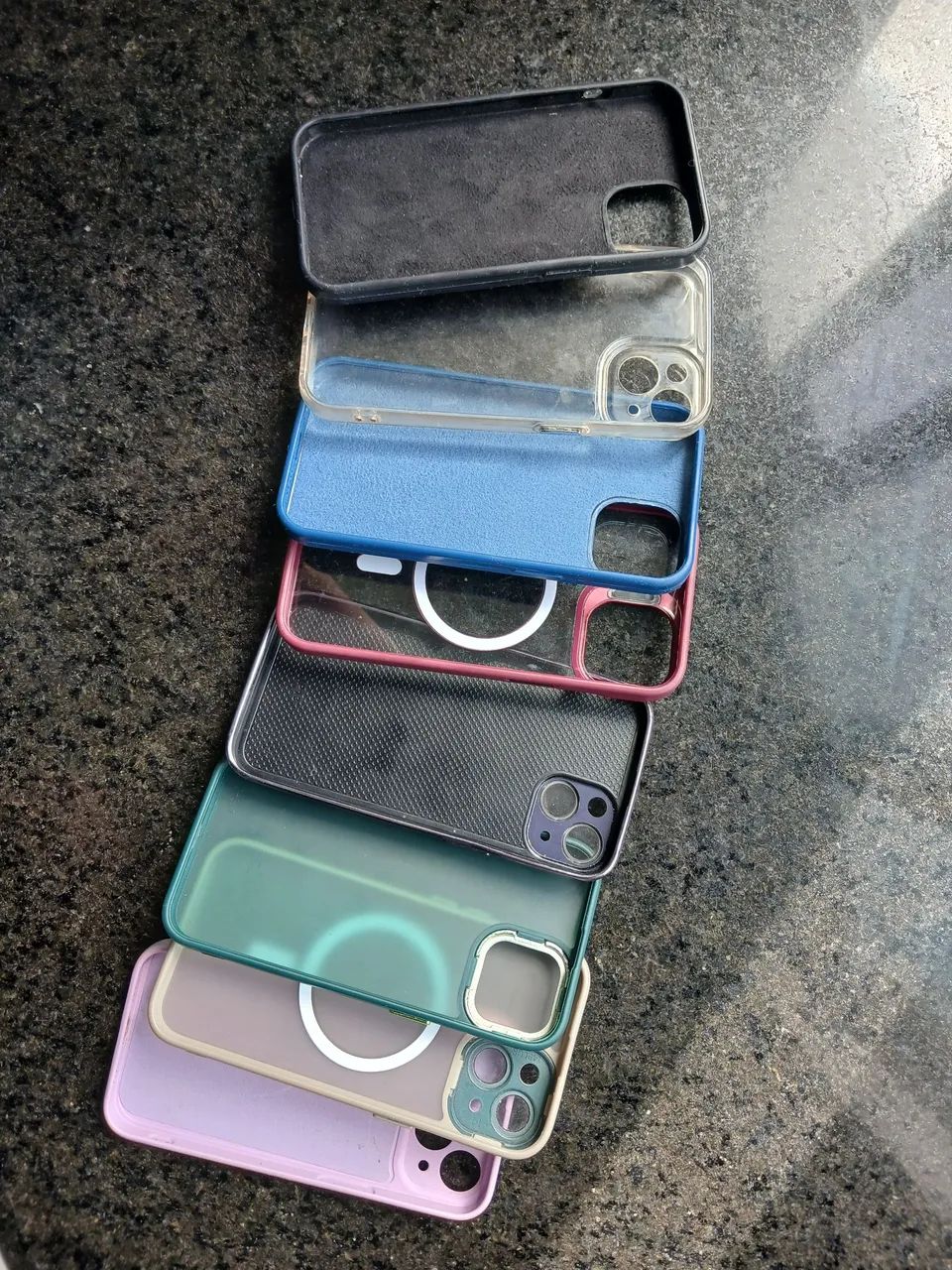 Capas de Iphone 13 ( Usadas )