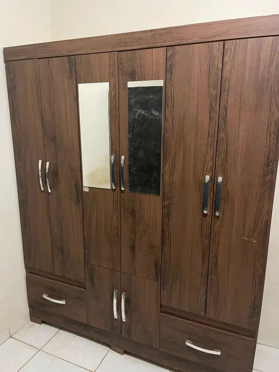 Guarda roupas a venda 