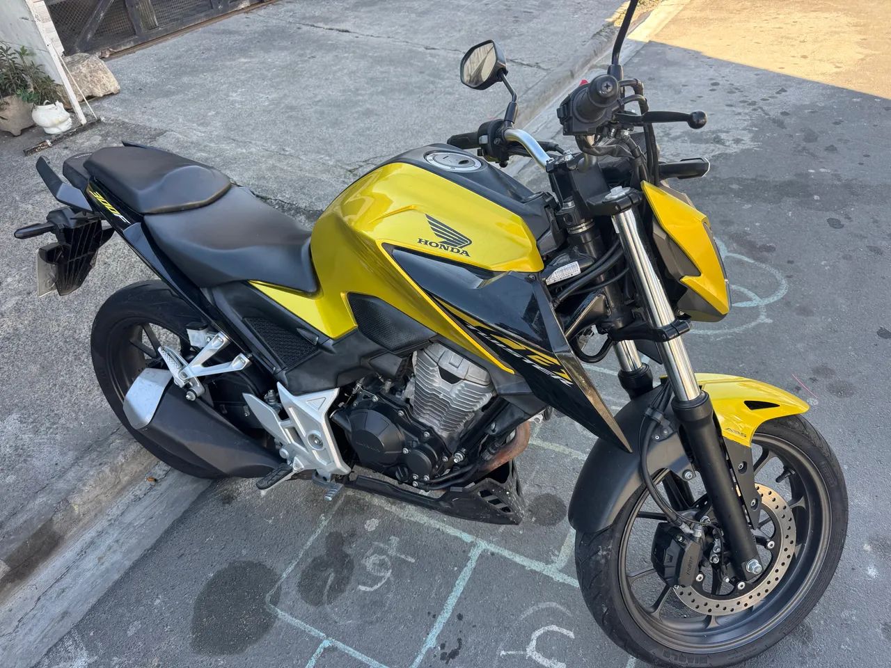 Vendo CB300F - Foto 3
