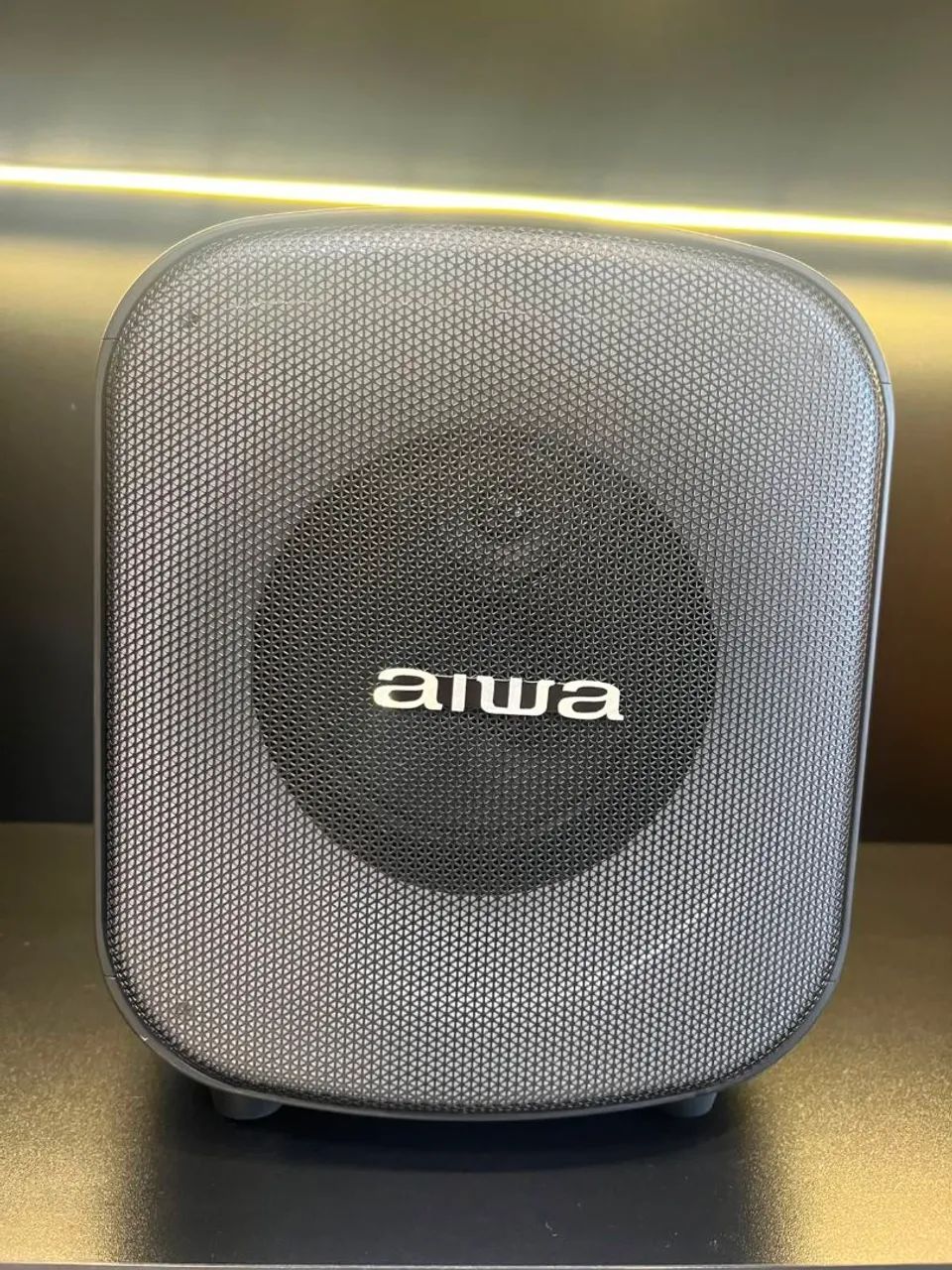 Caixa de som aiwa. - Foto 2