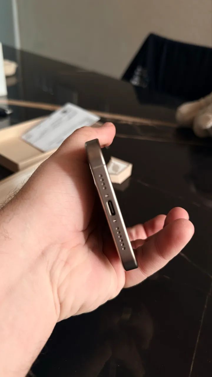 iPhone 15 pro max 256 GB - Foto 3