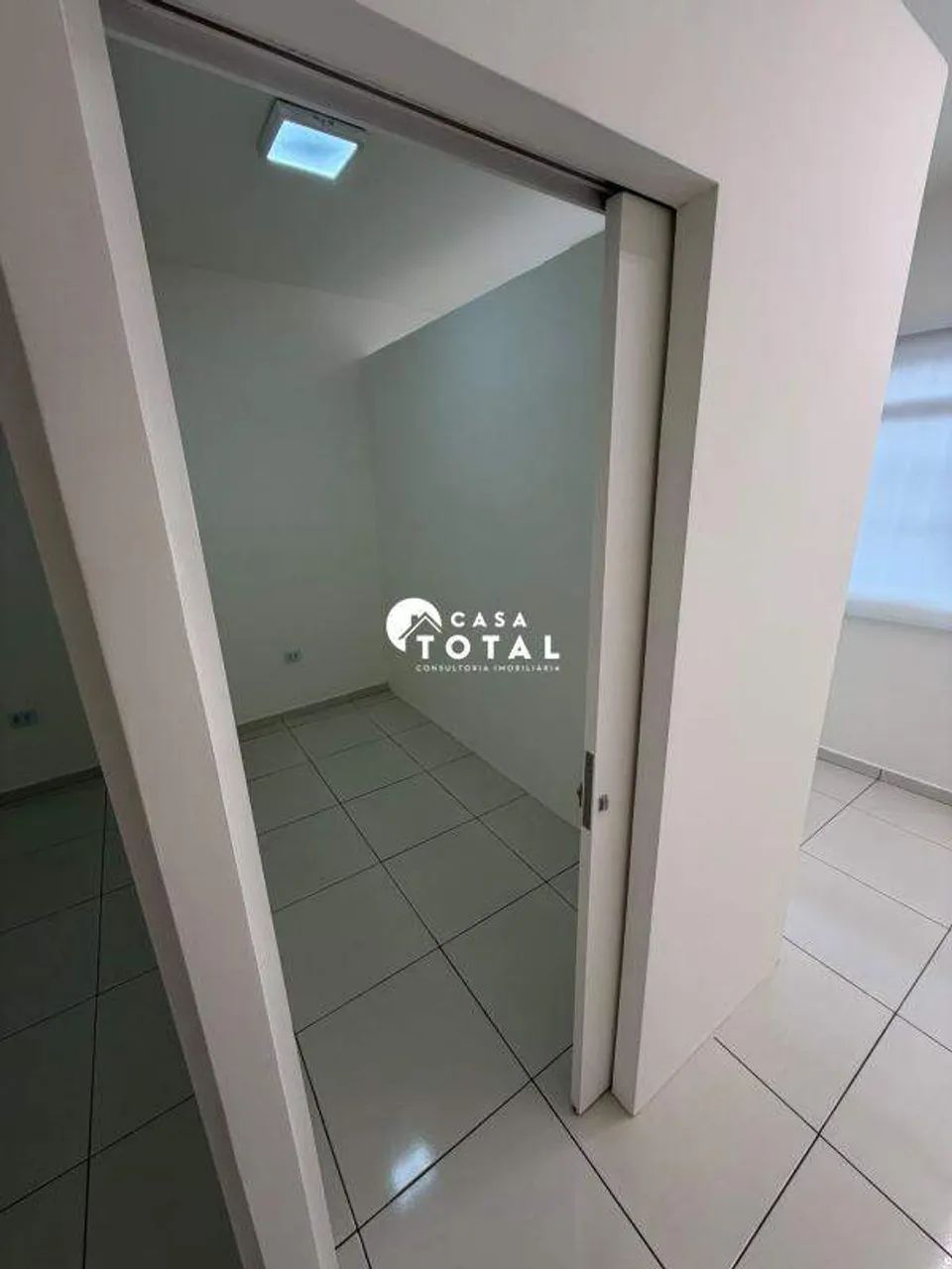 Sala Comercial com para aluguel no bairro Vila América em Mauá | - Foto 3