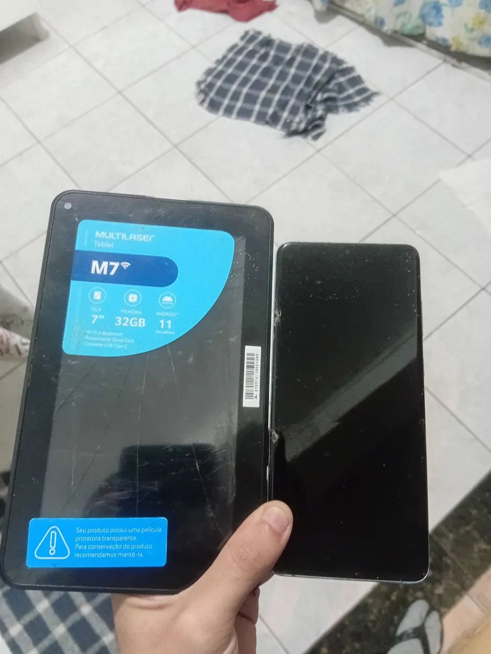 Celular e tablet quebrado  - Foto 2