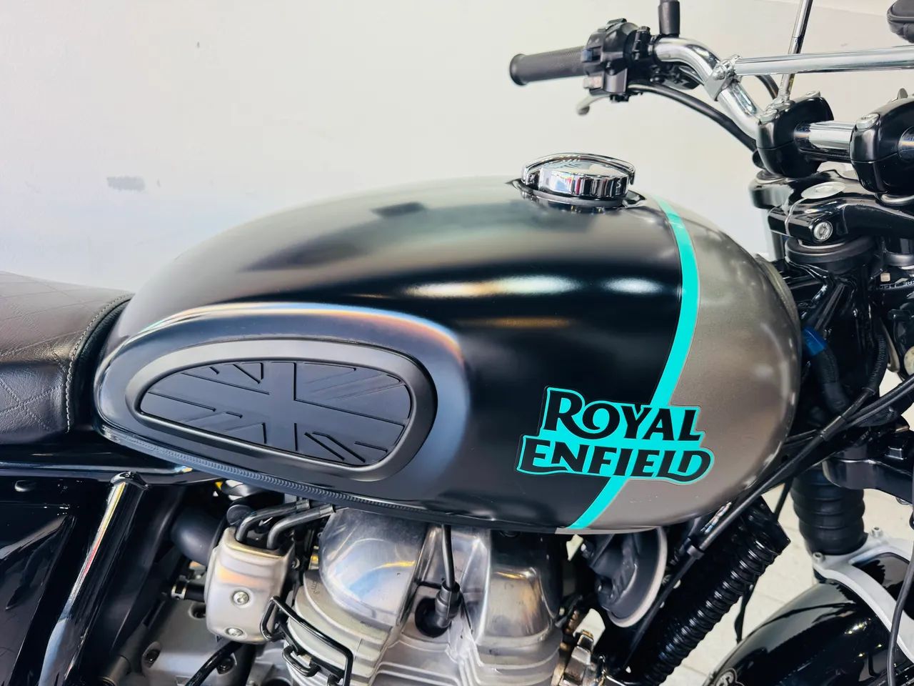 ROYAL ENFIELD INTERCEPTOR 650 - Foto 5