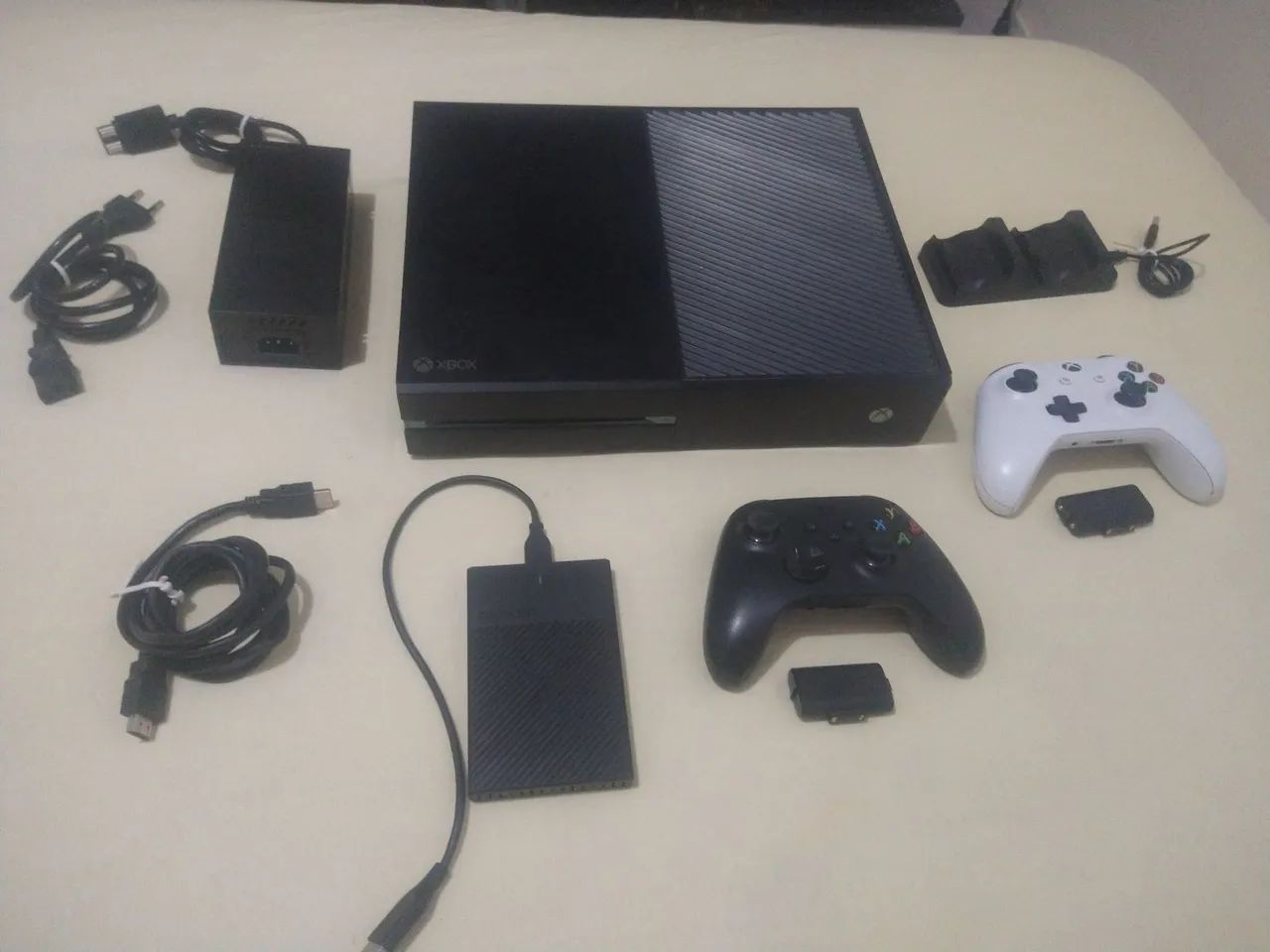 XBOX ONE 500GB+1HD EXTERNO  - Foto 5