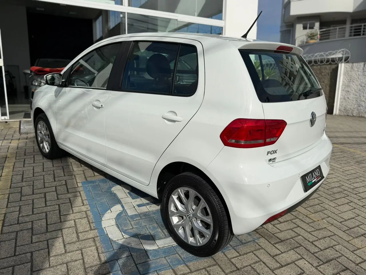 Volkswagen Fox Trendline 1.6 Flex 8V 5P 2018 - Foto 3