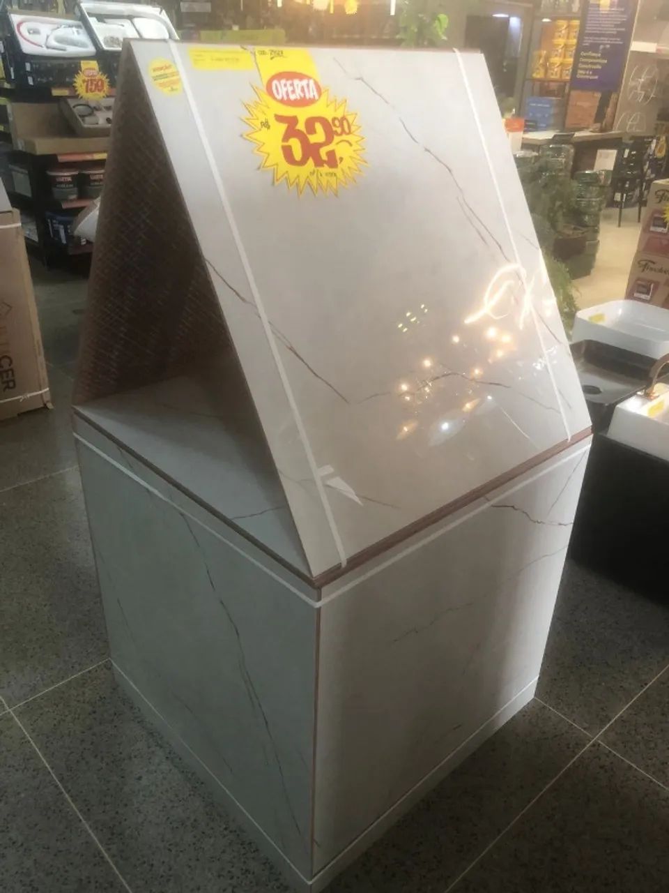 ** Oferta ** Piso incopisos 74x74 Tivolly Polido "B" R$ 32,90