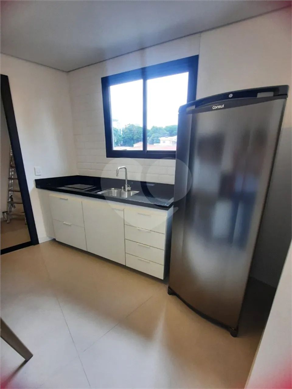Studio Decorado com 25 metros pronto para morar - Foto 4