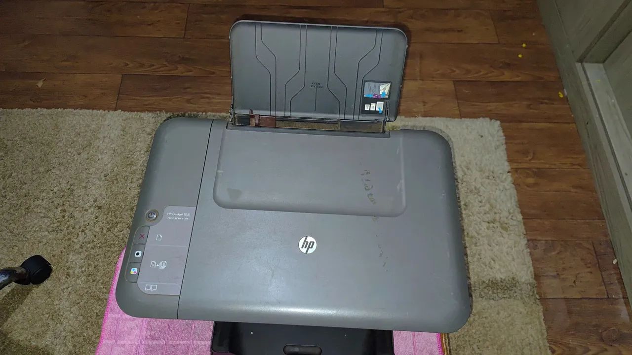 Hp deskjet 1051