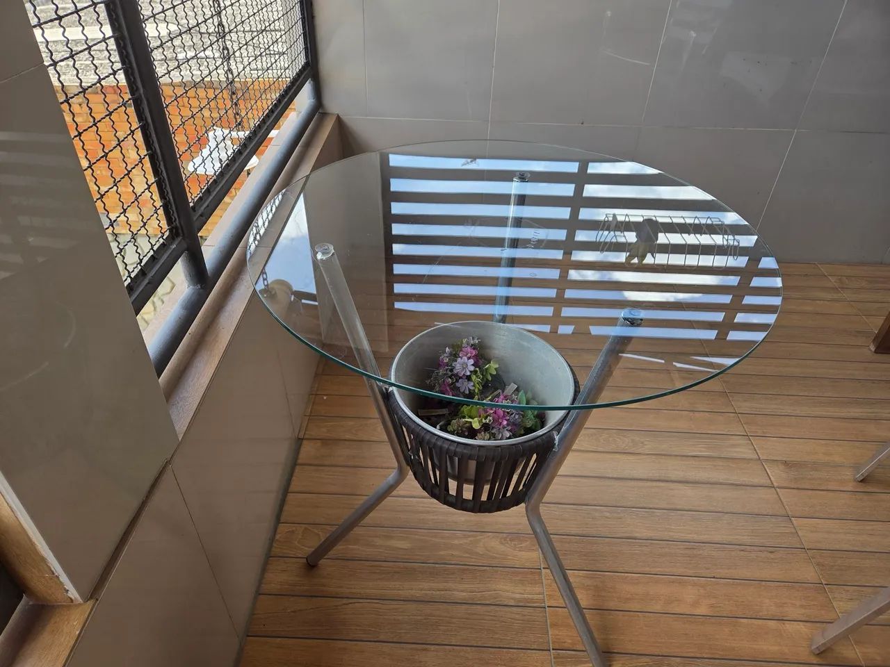 Mesa de vidro para varanda - Foto 2