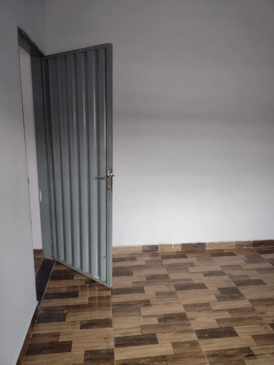 Alugo sala com espaço estacionamento  - Foto 2