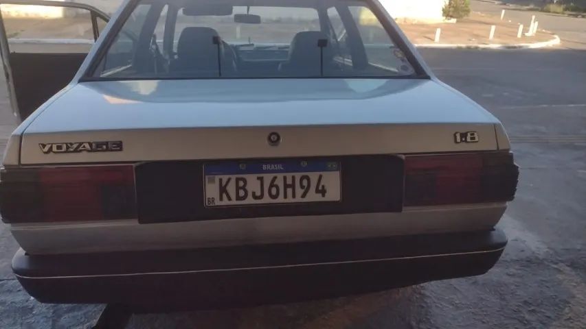 Volkswagen Voyage CL 1.8 1990