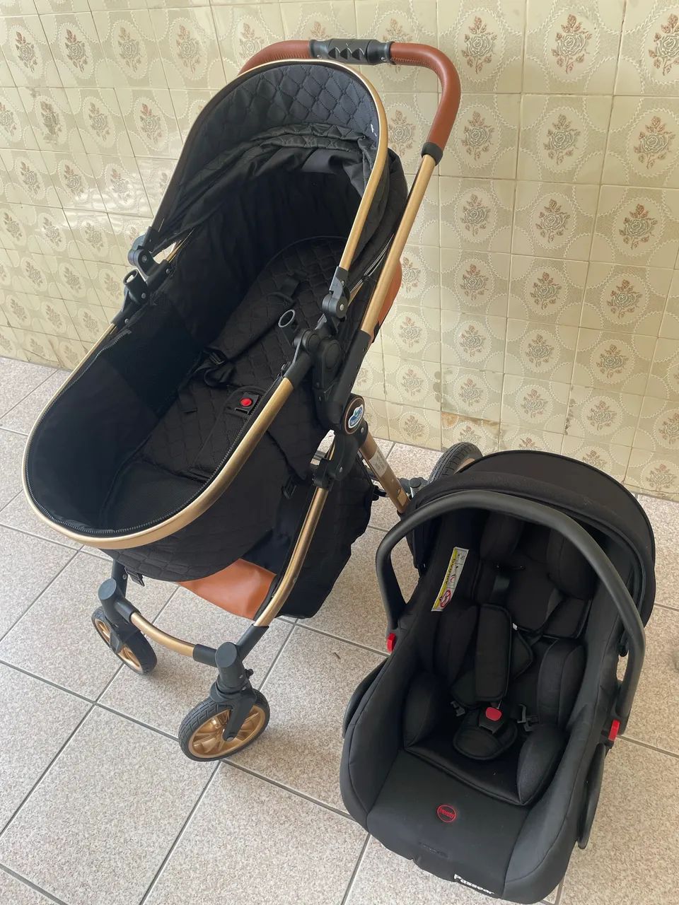 Carrinho de bebê + Bebê conforto - Foto 4