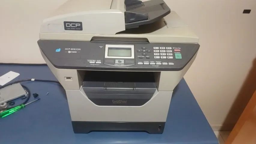 VENDE-SE IMPRESSORA MULTIFUNCIONAL BROTHER DCP-8085DN