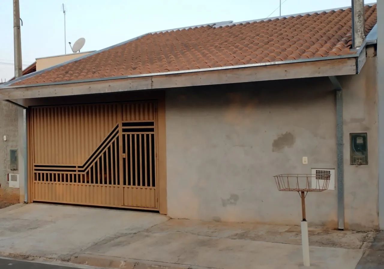 Foto - Araras - Jardim Apolo - Luiz Bertoline