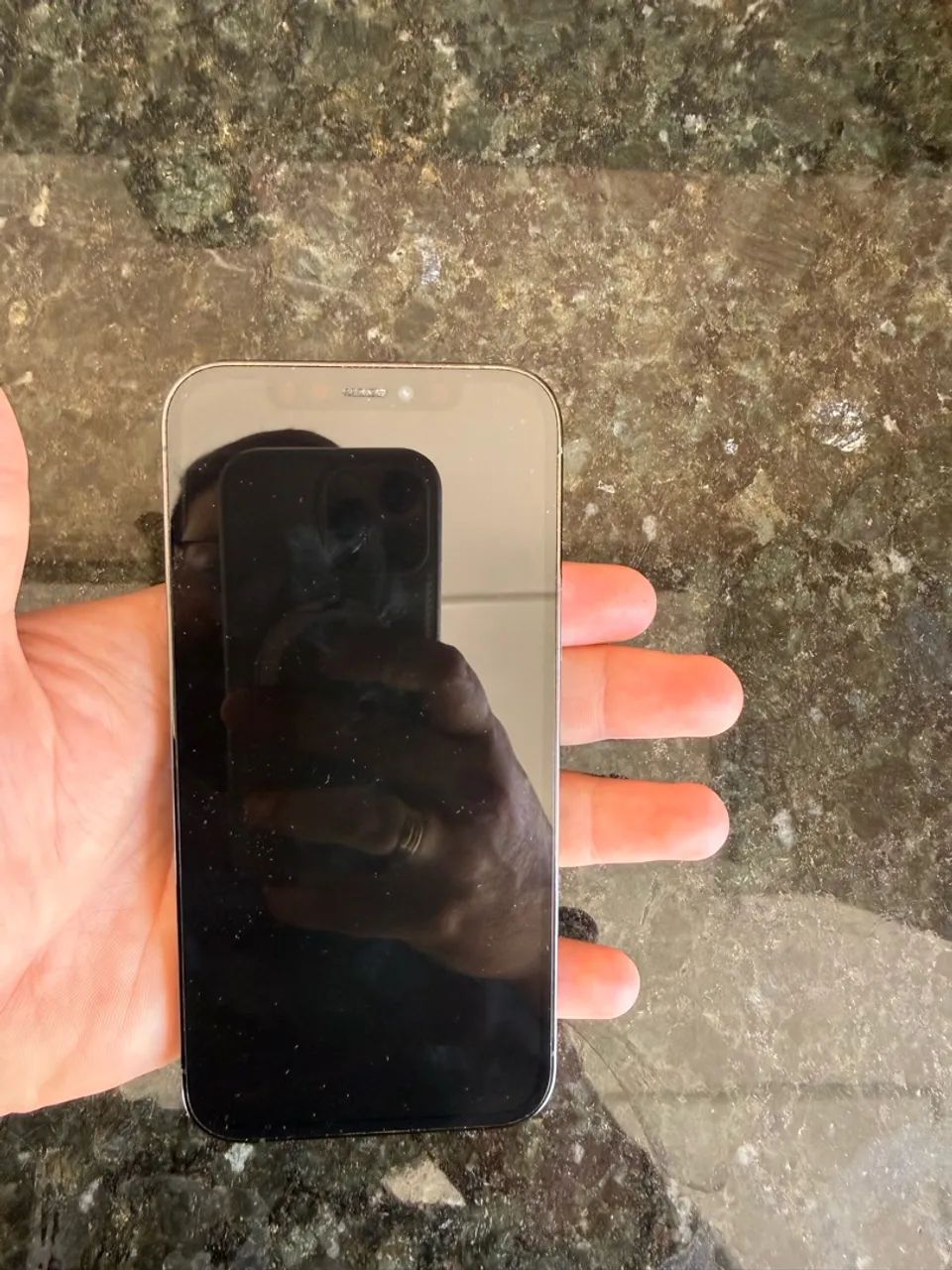 iPhone 12 Pro - Impecável - sem marcas de uso  - Foto 2