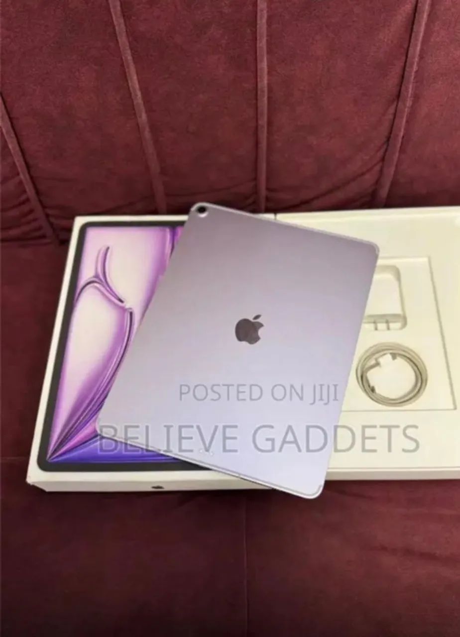 iPad Air 11 M4 128GB Wi-Fi Roxo Novo Lacrado - Tablets e E-Readers