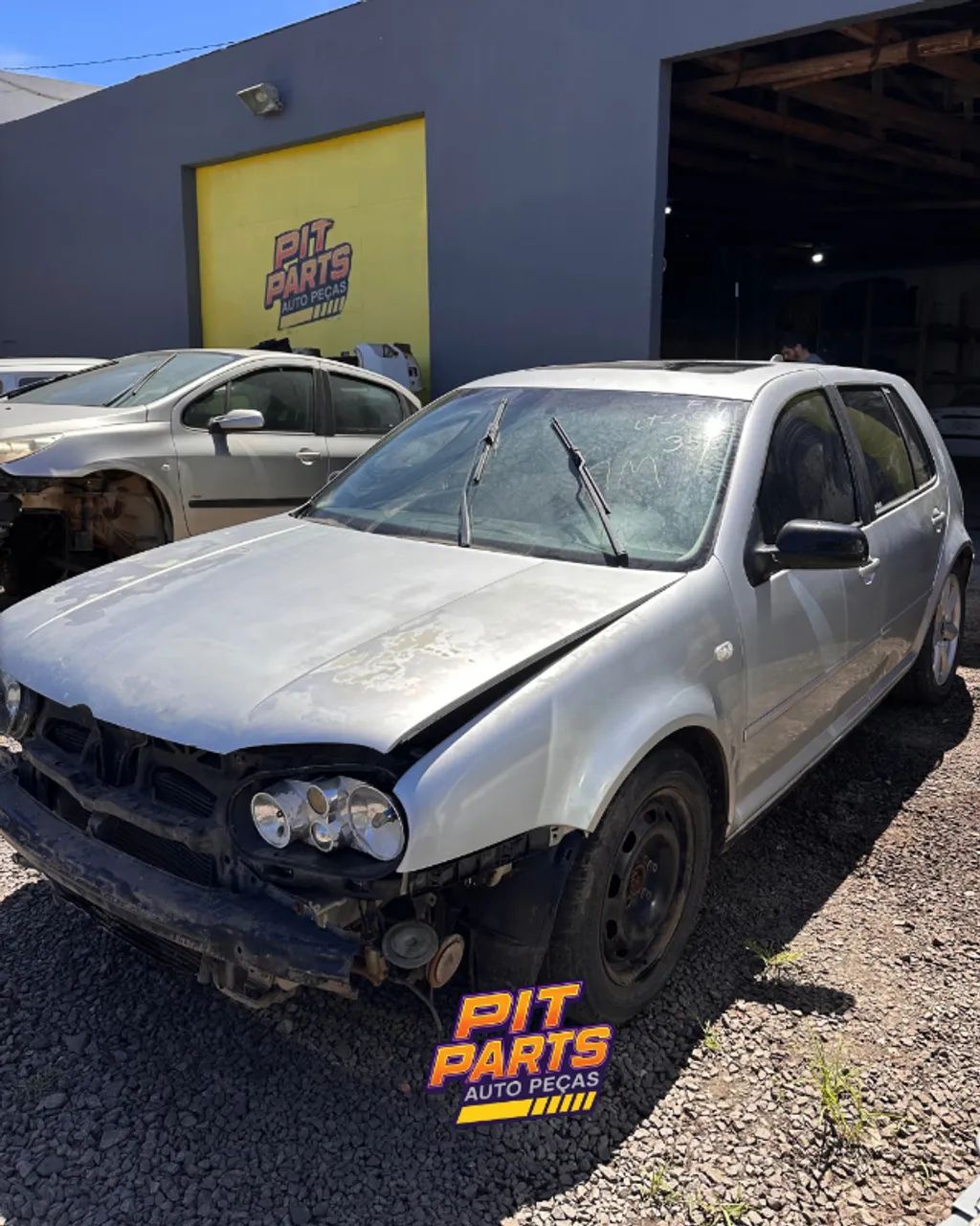 SUCATA GOLF 2.0 2002 116CV 
