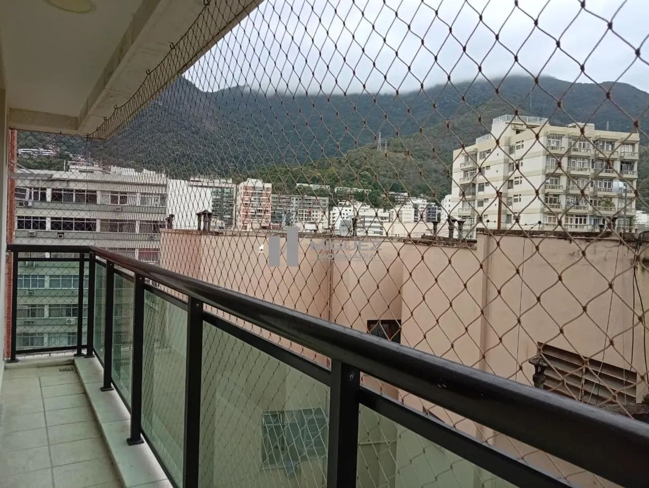 Tijuca em Localização Privilegiada: 3 Quartos com Suíte, Varanda e Garagem