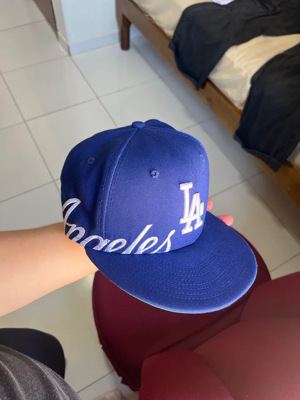 boné new era aba reta 59fifty mlb los angeles dodgers side split  - Foto 2