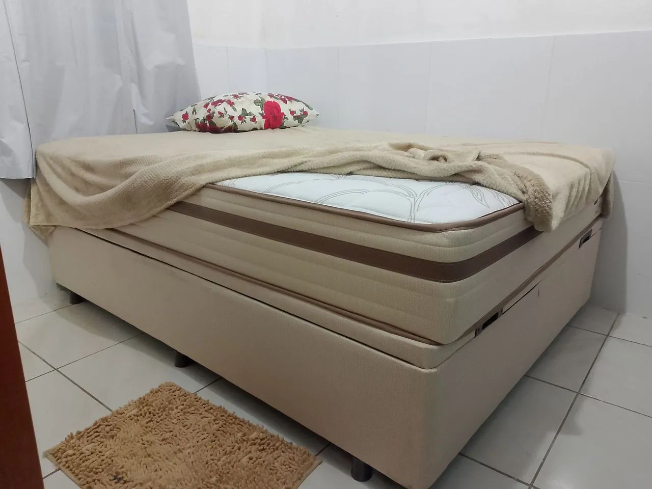 Guarda roupa e cama box casal 2.999,00 - Foto 4