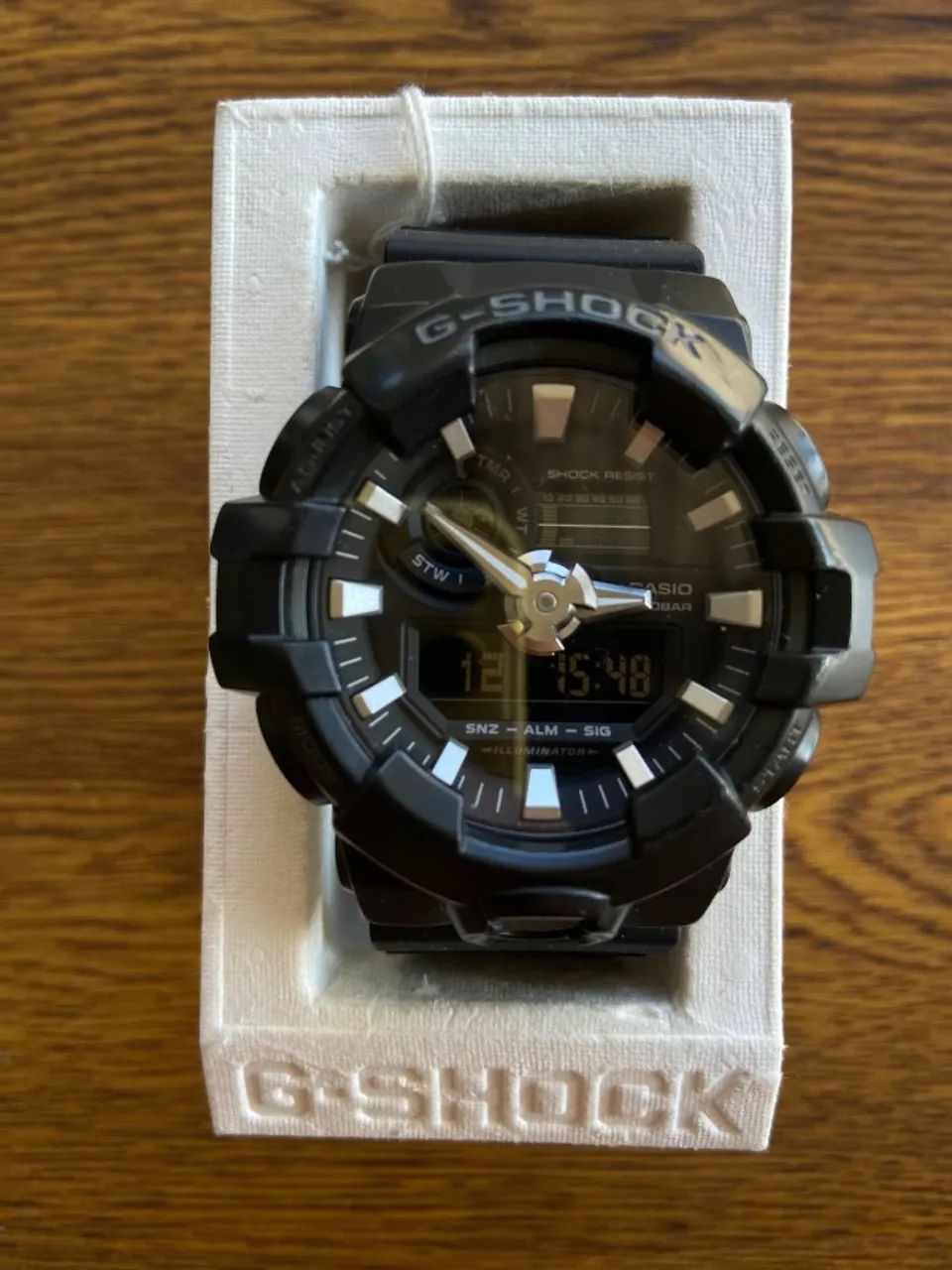 Relógio Casio G-Shock GA-700-1BDR (Módulo 5522) - Completo na Caixa
