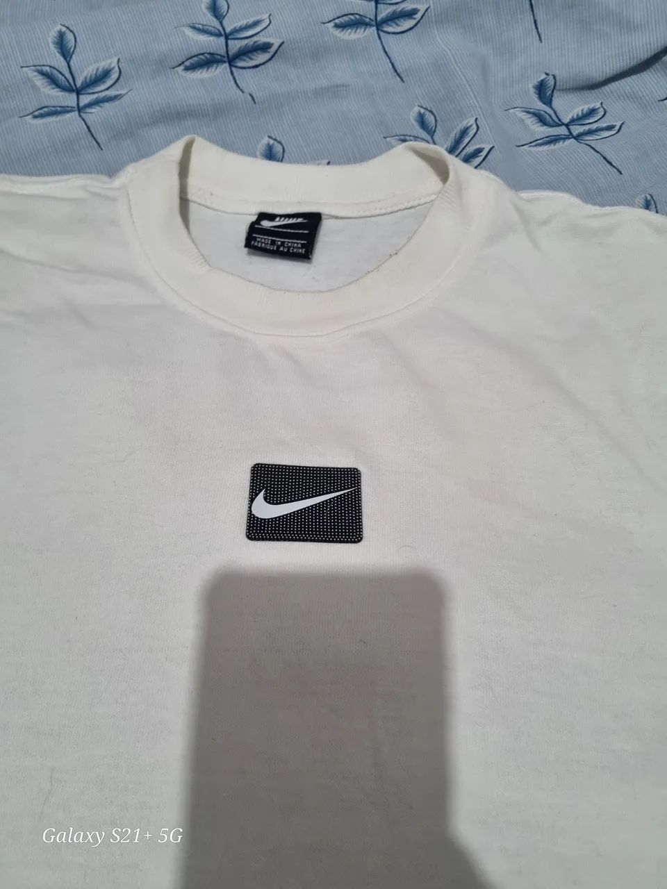 Duas camisas + 2 blusas - Foto 3