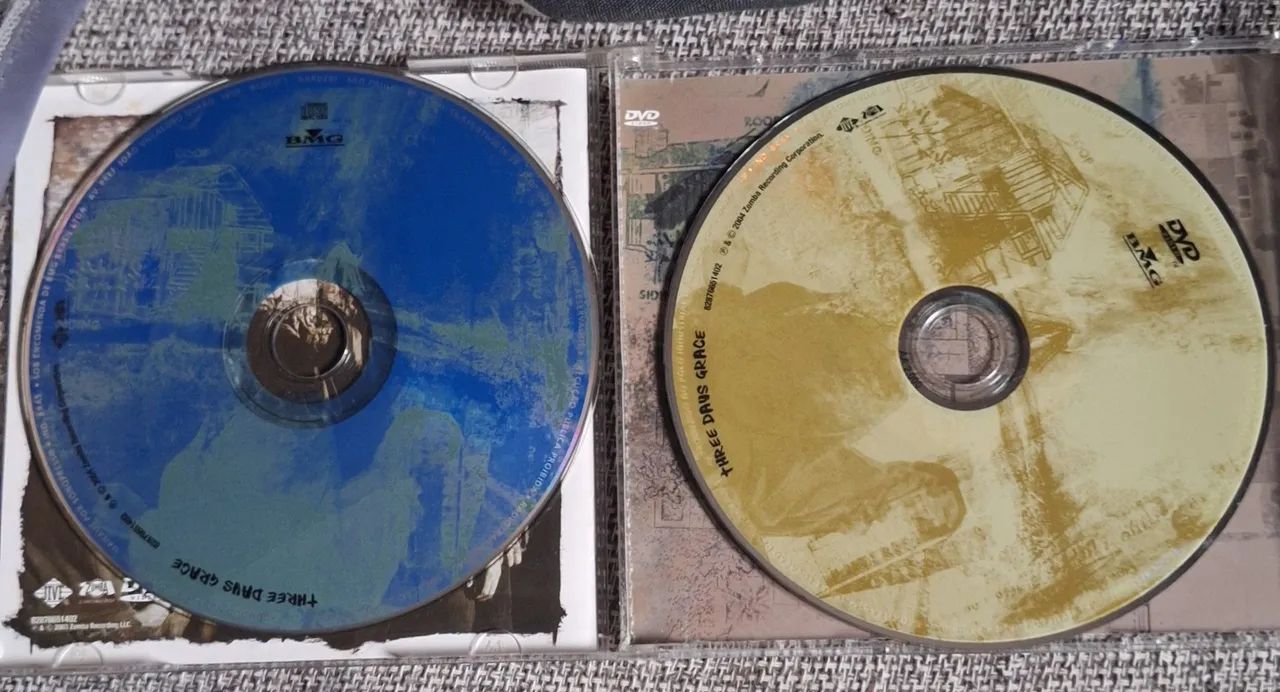 Cd Three Days Grace - edição limitada com DVD Bônus - Foto 5